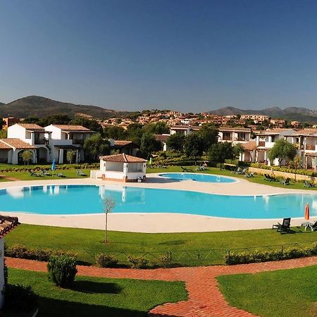 Aparthotel Le Tre Querce San Teodoro  Esterno foto