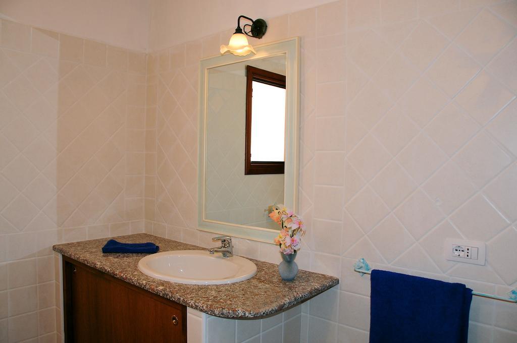 Aparthotel Le Tre Querce San Teodoro  Esterno foto
