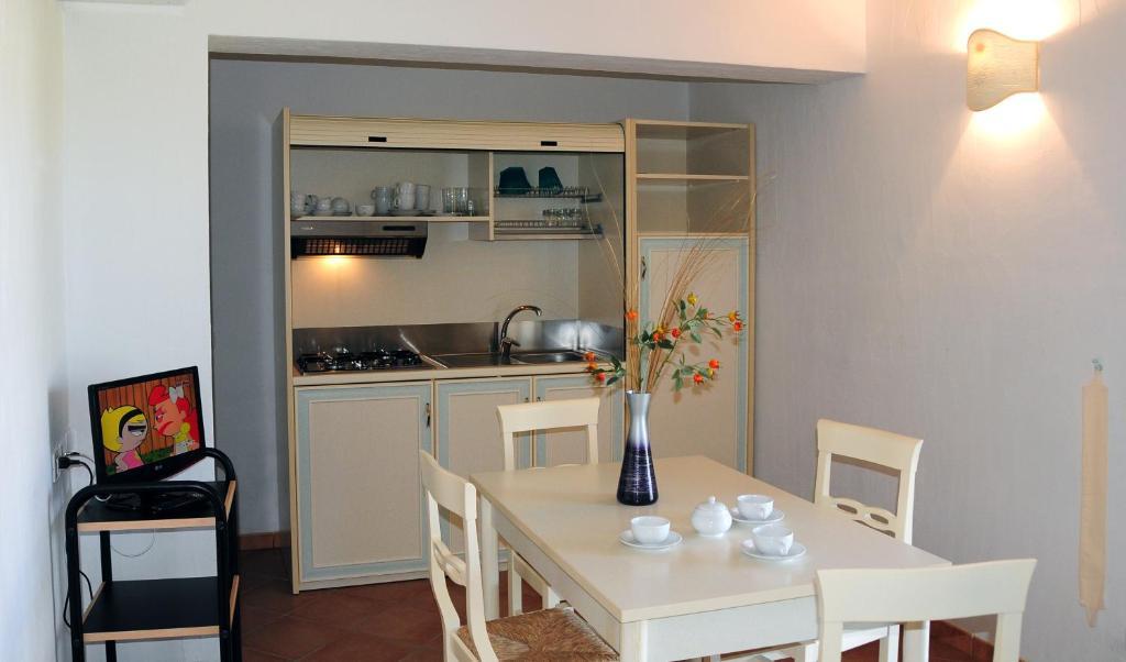 Aparthotel Le Tre Querce San Teodoro  Camera foto
