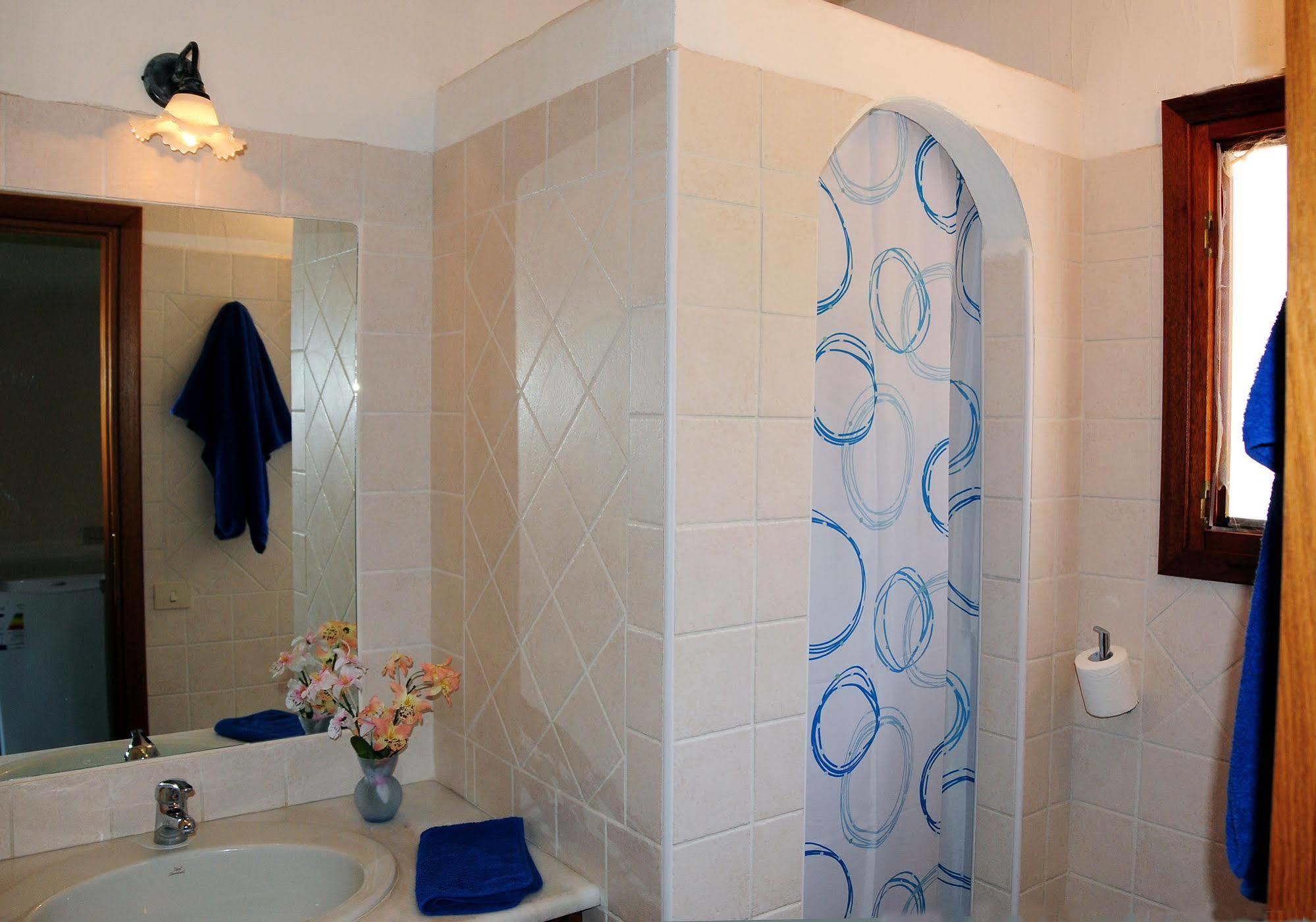 Aparthotel Le Tre Querce San Teodoro  Esterno foto